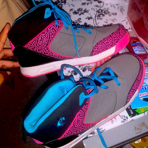 Shaq Shoes - Picture 4 of 4